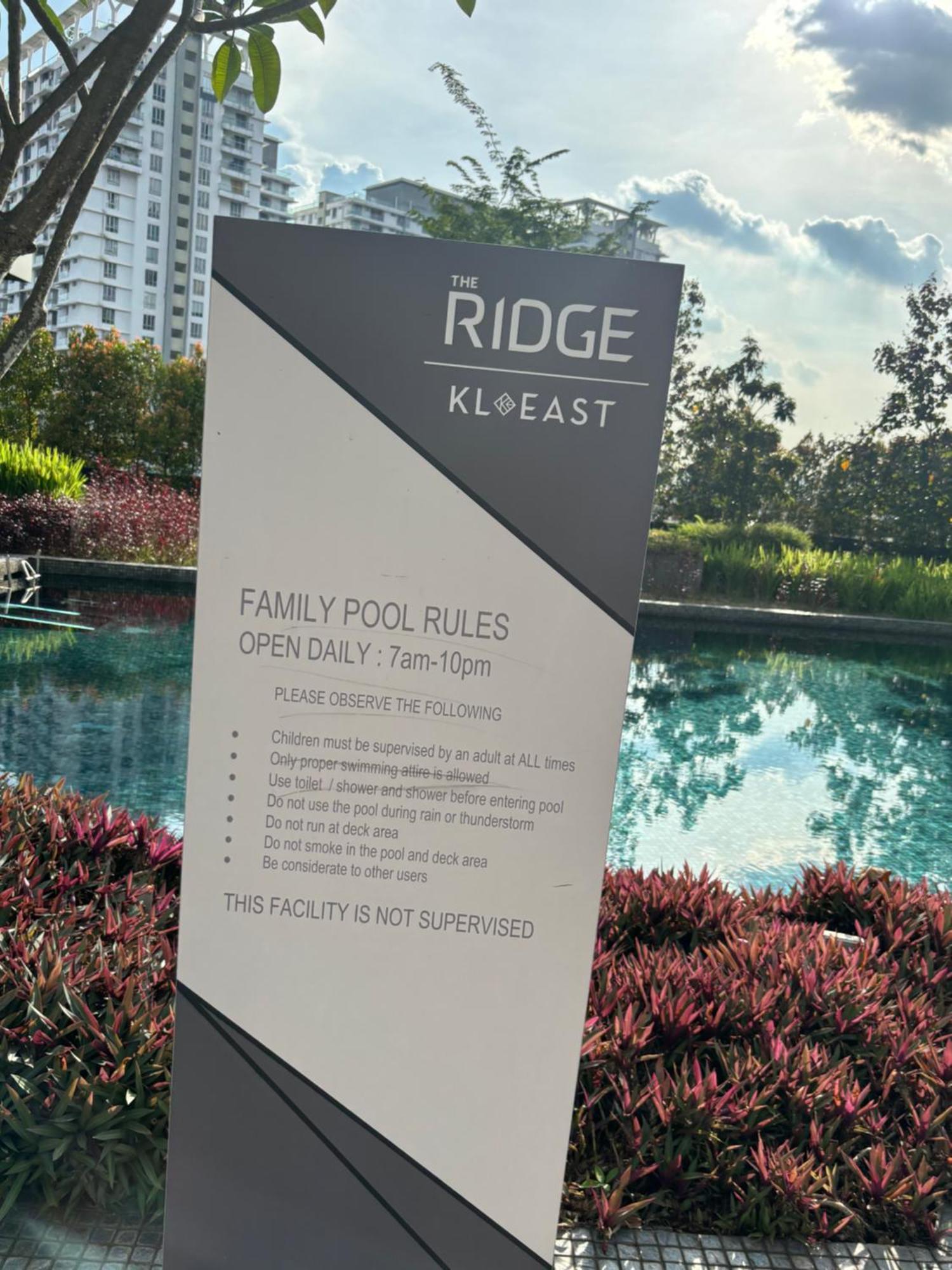 The Ridge Kl East Mall - Ami House - Serene Mountain View Apartment